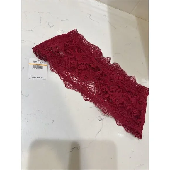 FREE PEOPLE Intimately Lacey Looks Bandeau Burgundy NWT Small - Picture 8 of 8
